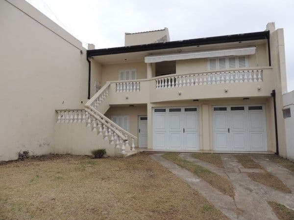 Imagen de la propiedad VENTA CASA  