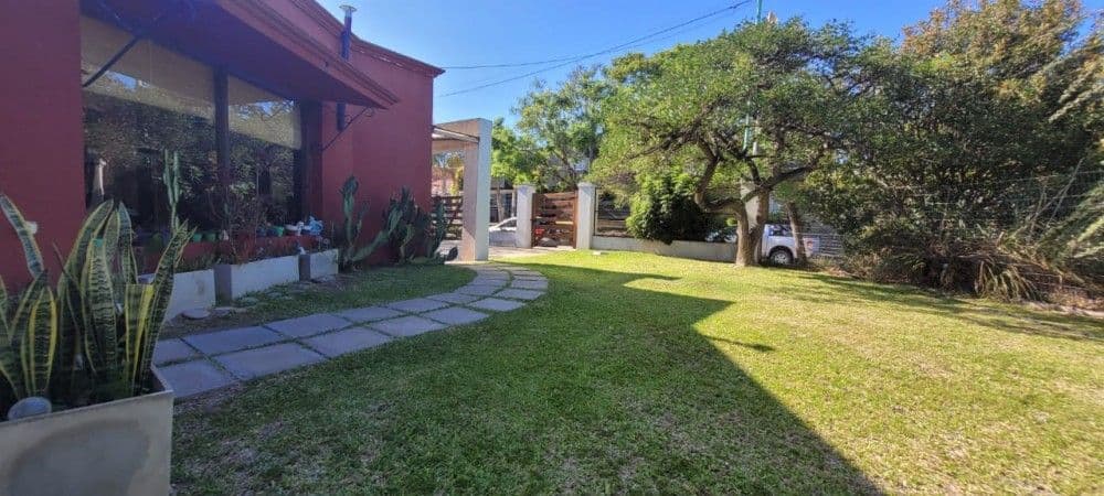 Imagen de la propiedad CASA EN VENTA EN ZONA RESIDENCIAL