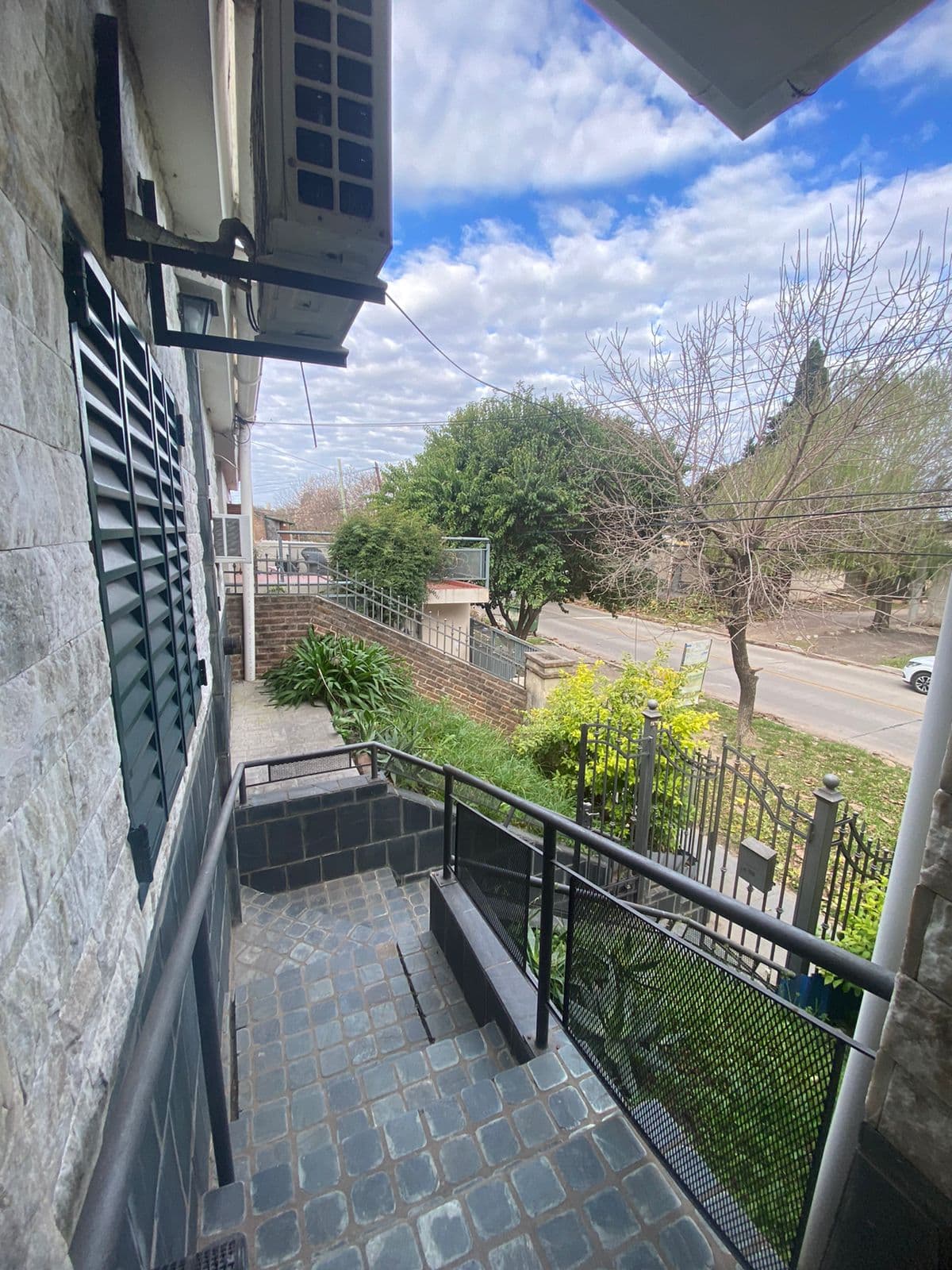 Imagen de la propiedad HERMOSA CASA EN VENTA LISTA PARA HABITAR !! 