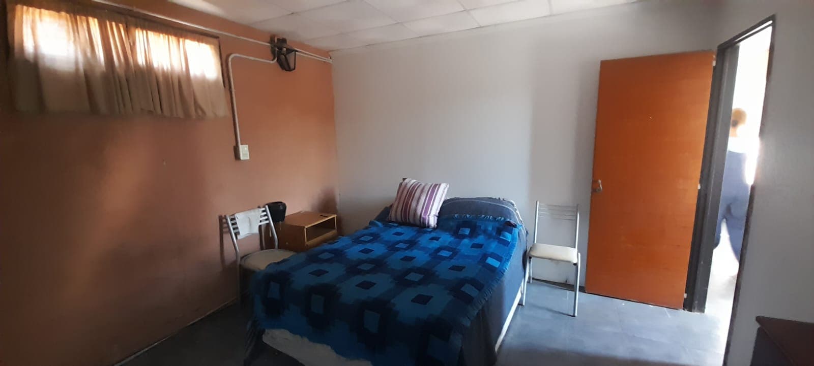 Imagen de la propiedad URGENTE!! Se vende hermosa quinta estilo colonial en inmejorable ubicación, Bº LAS ACACIAS