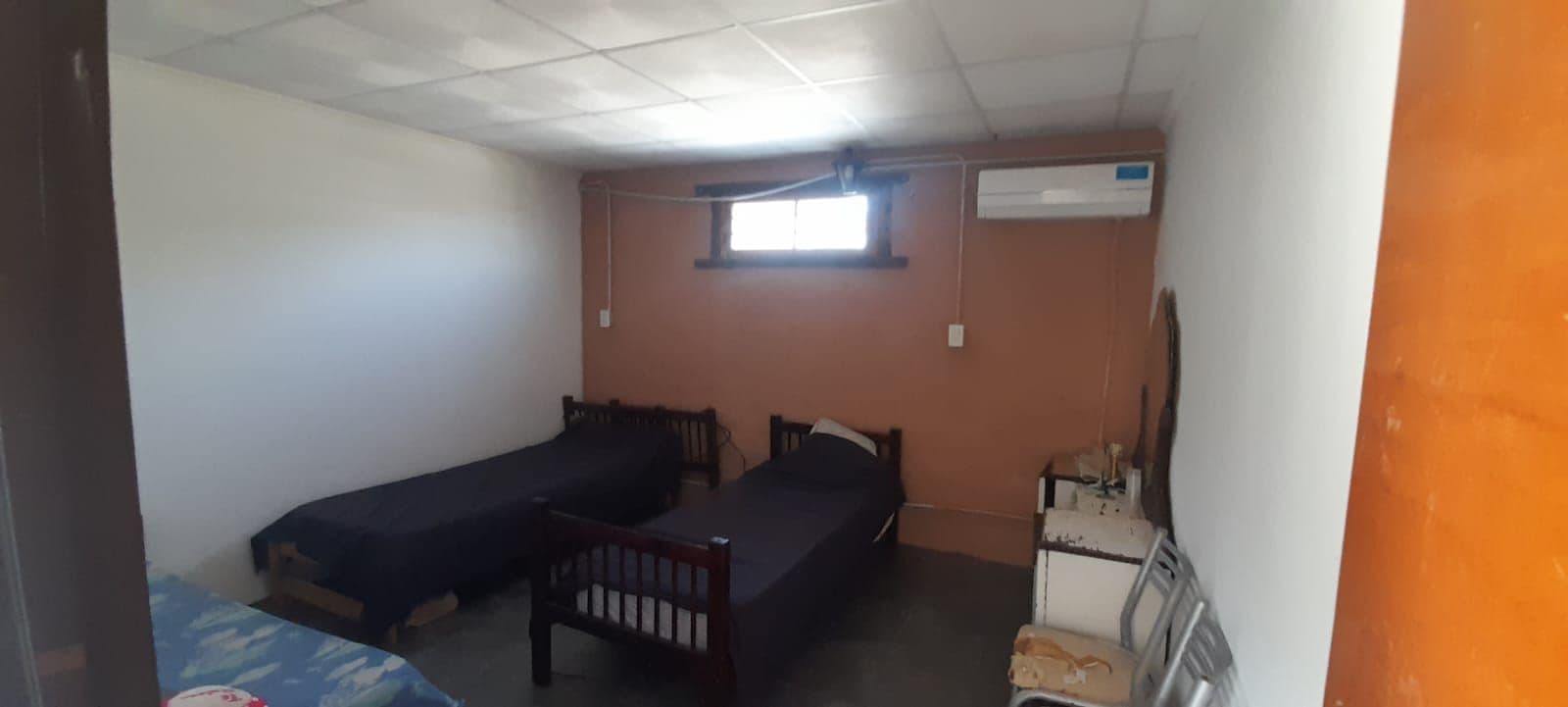 Imagen de la propiedad URGENTE!! Se vende hermosa quinta estilo colonial en inmejorable ubicación, Bº LAS ACACIAS