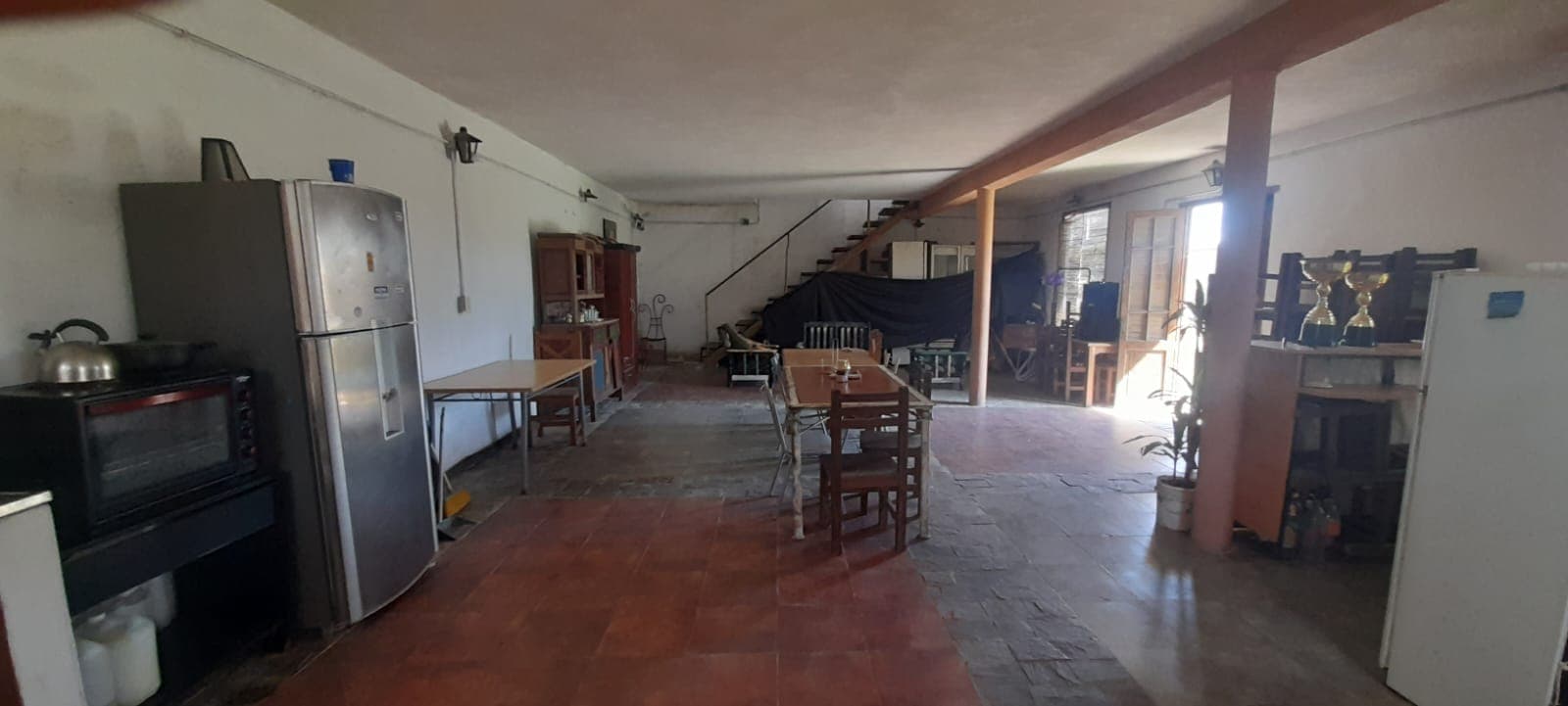 Imagen de la propiedad URGENTE!! Se vende hermosa quinta estilo colonial en inmejorable ubicación, Bº LAS ACACIAS