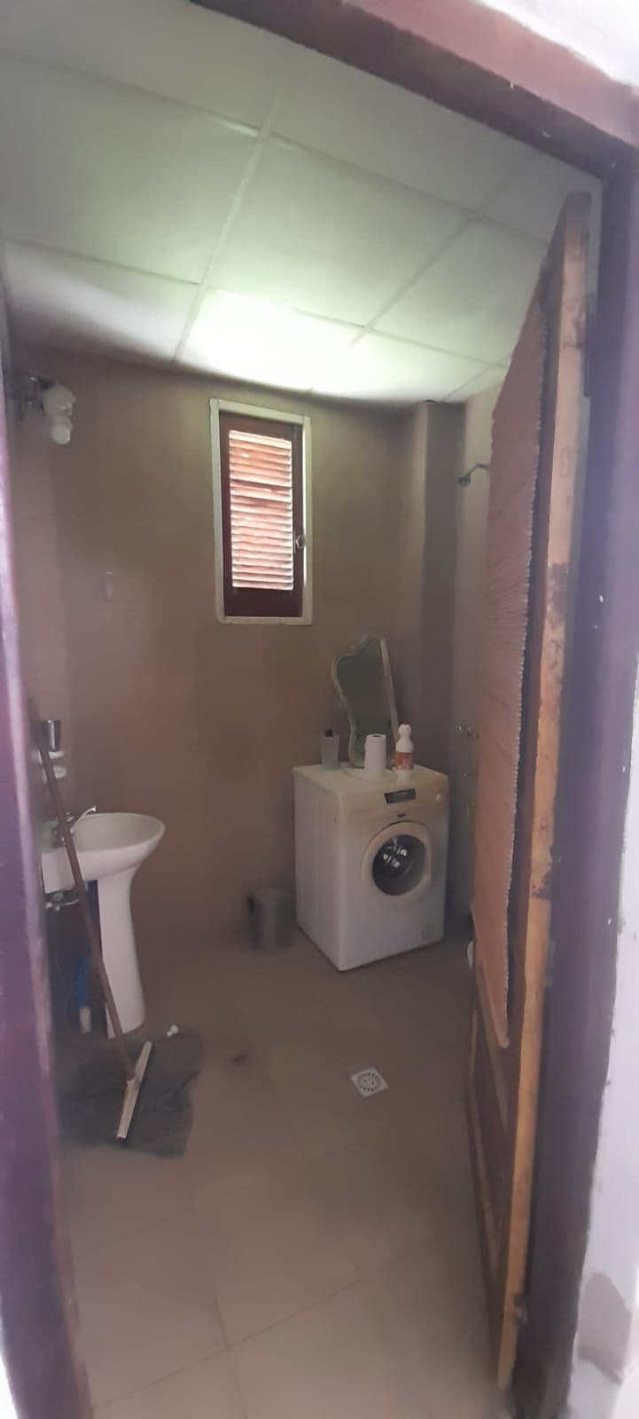 Imagen de la propiedad URGENTE!! Se vende hermosa quinta estilo colonial en inmejorable ubicación, Bº LAS ACACIAS